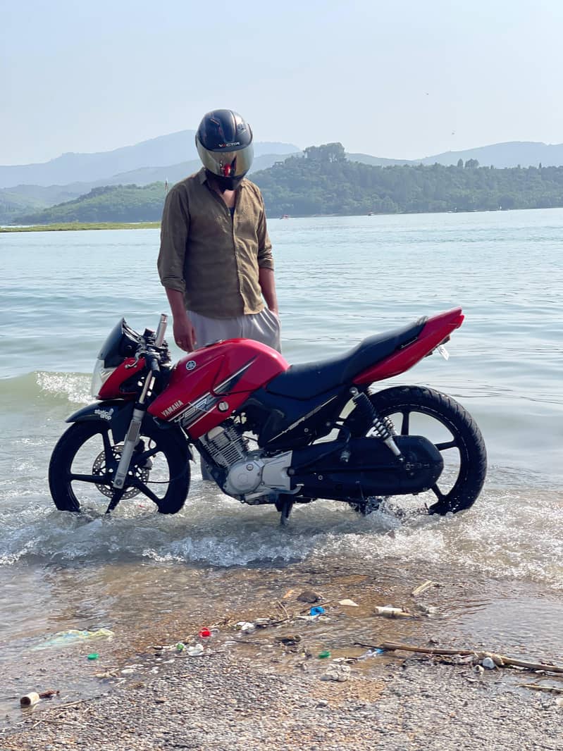 ybr 125 1