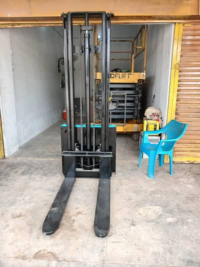 1500 KG Electric Stacker Lifter | 3.5M Lift | 24V Battery