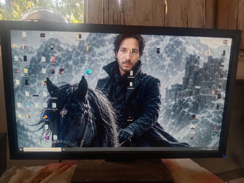 24 inch lcd 3