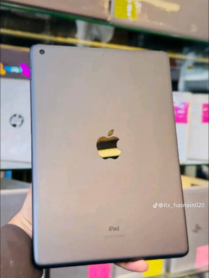 Ipad 9 8/10 3
