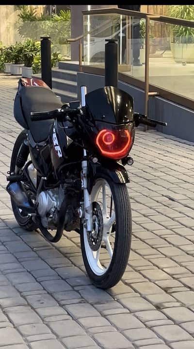 Yahama. YBR esd