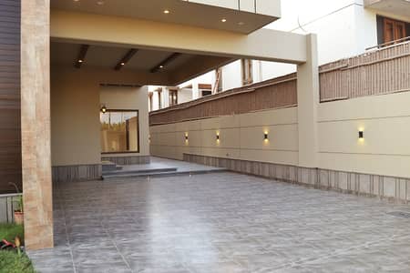 DHA PHASE 6, BRAND NEW 1000 Sq. Yards Bungalow for Sale.