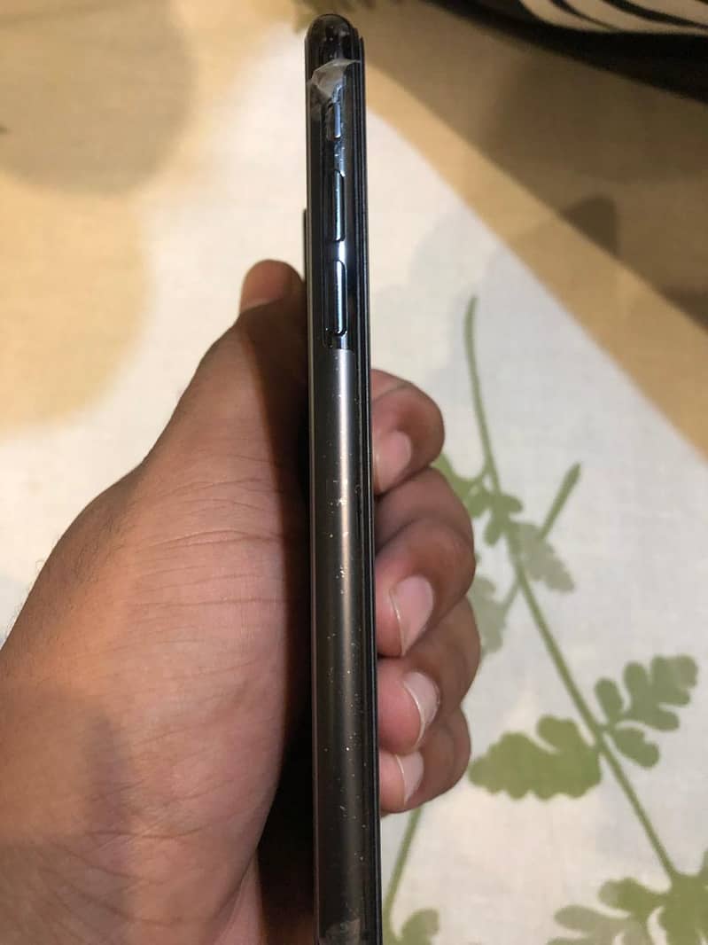 Apple iPhone X 1