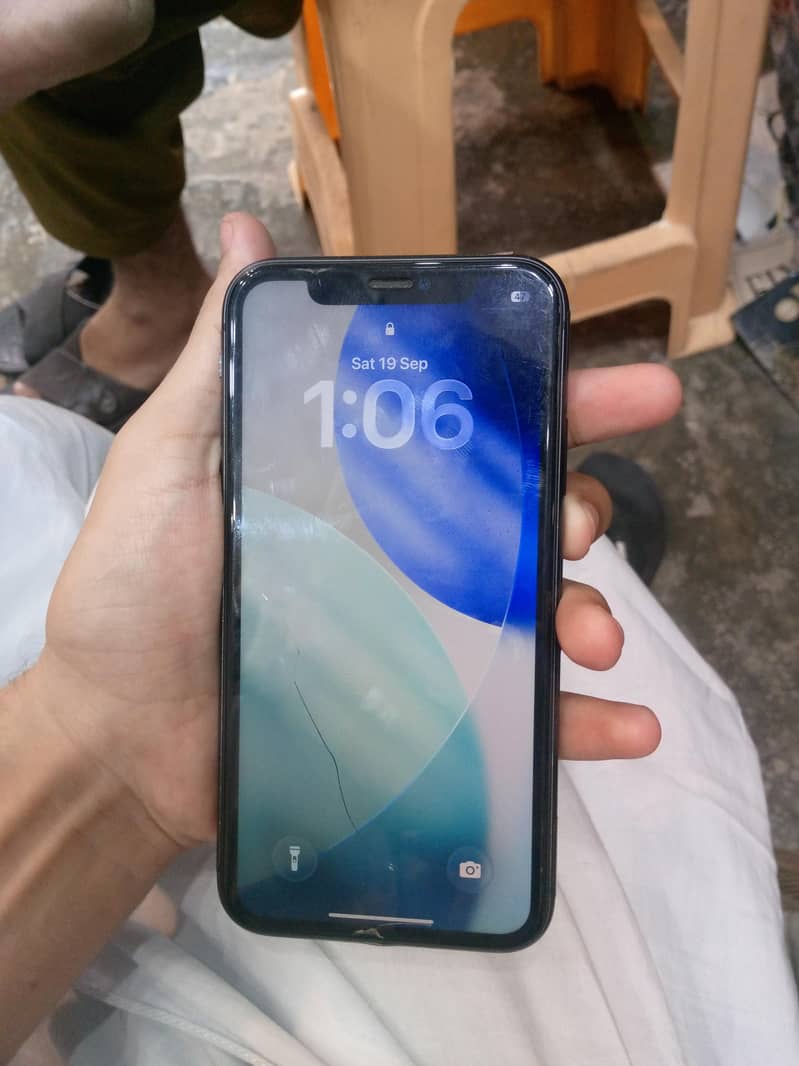 Apple iPhone 11 0