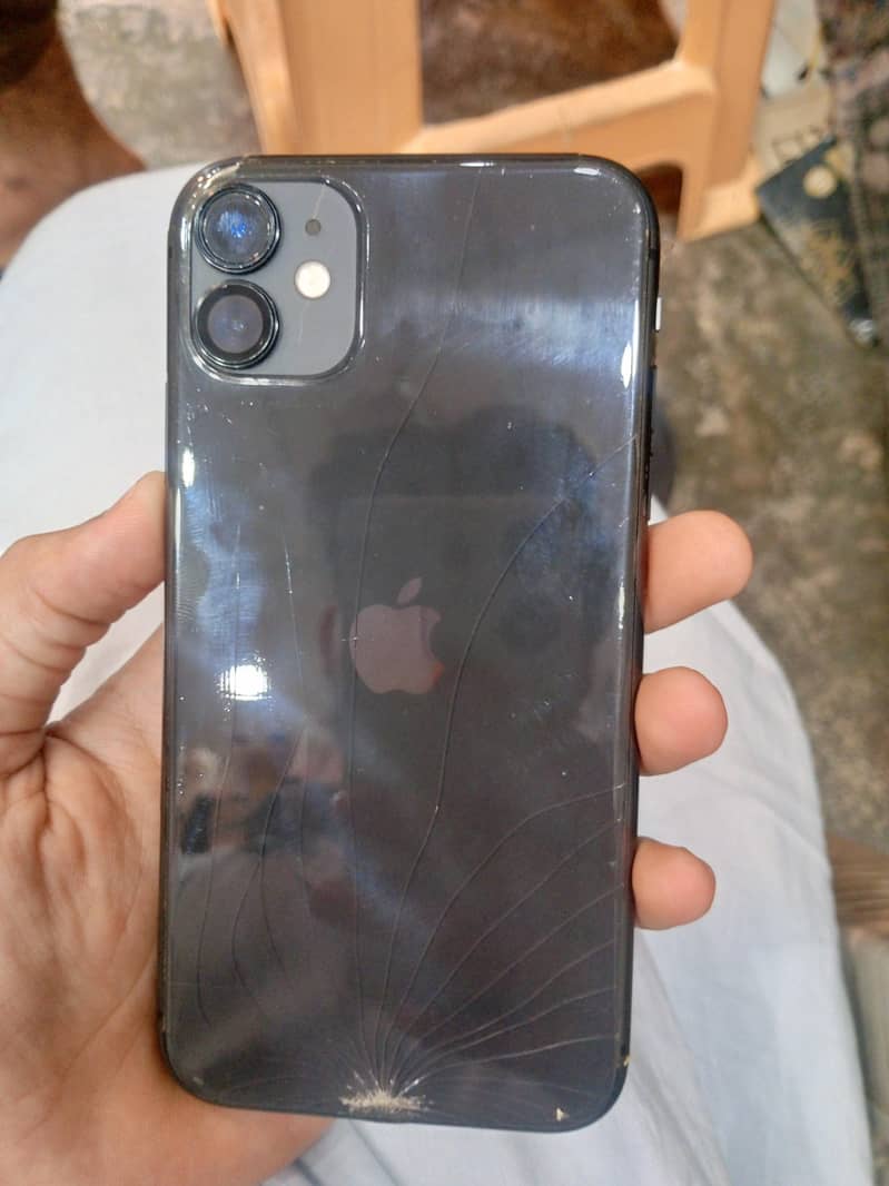 Apple iPhone 11 3