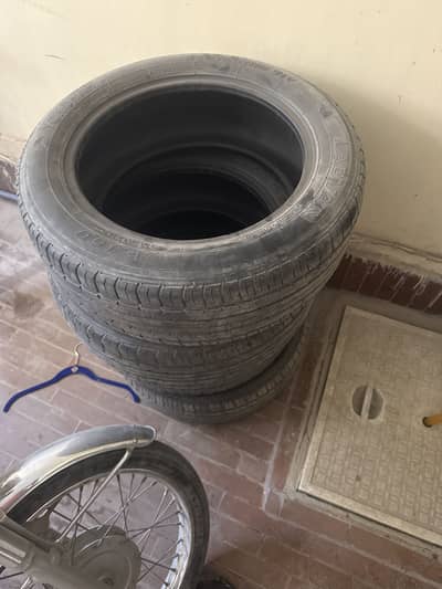 Grande used tyre for sale in good condition