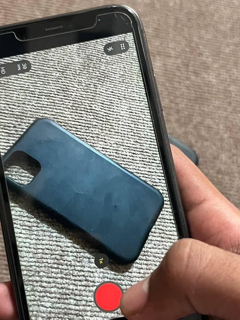 Apple iPhone 11 8