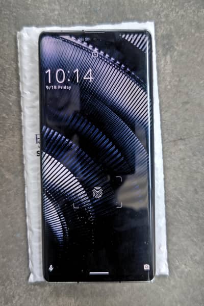 Aquos r6