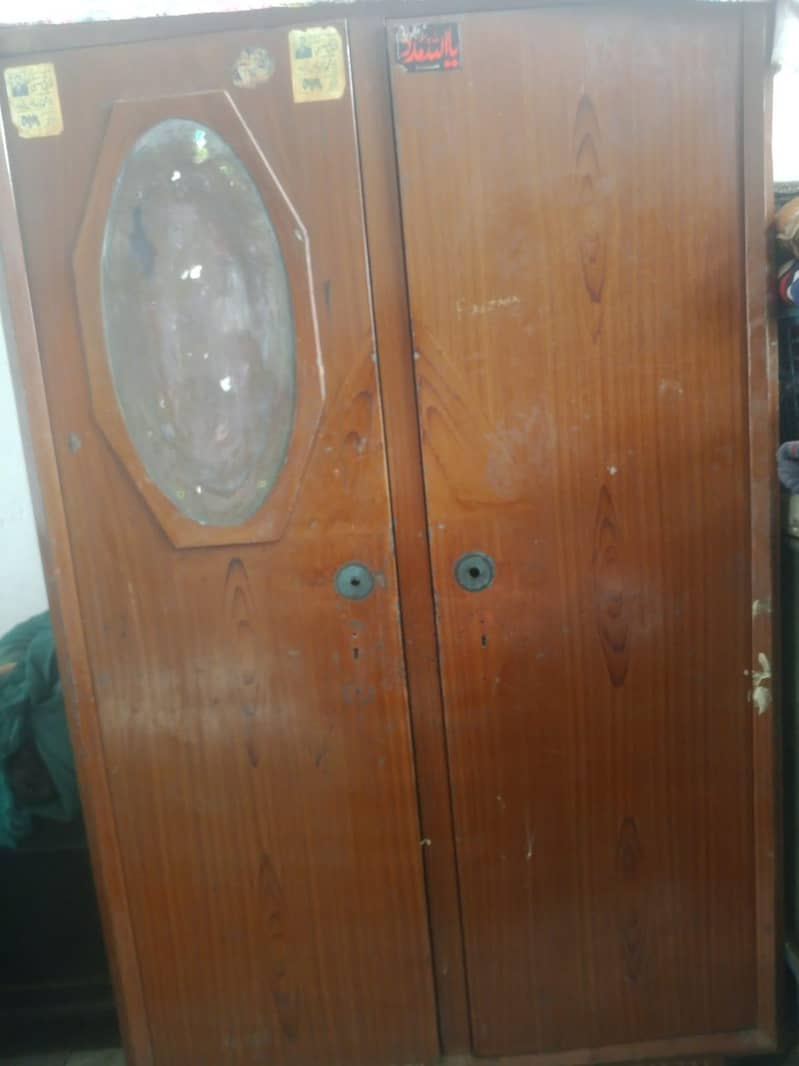 الماری 1