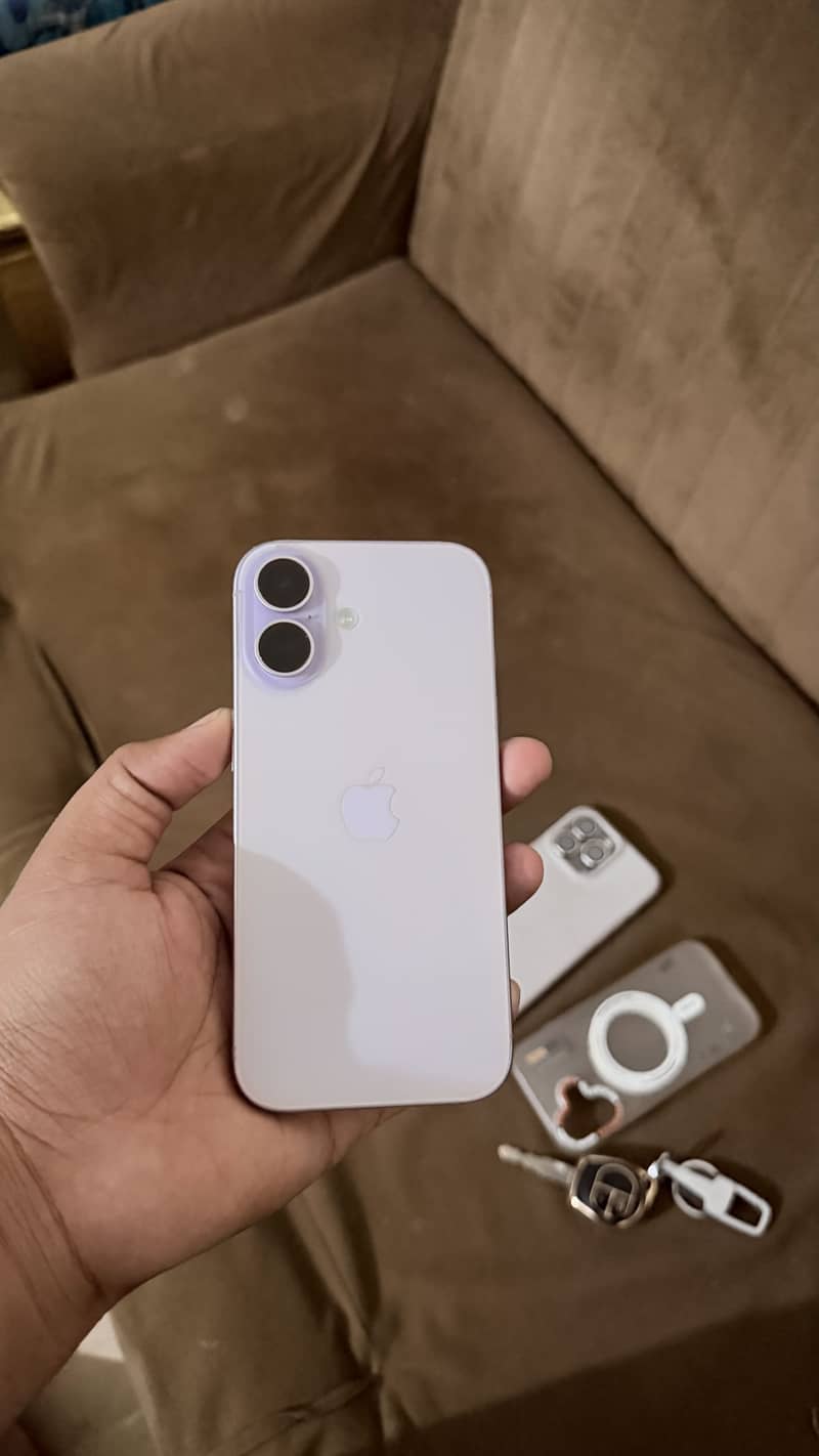 Apple iPhone 17 0