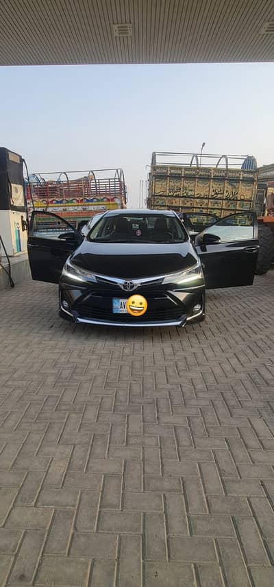 Toyota Corolla Altis Grande X CVT-i 1.8 – 2021
