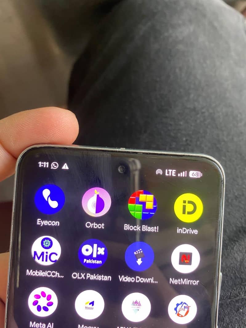 Google Pixel 8 6
