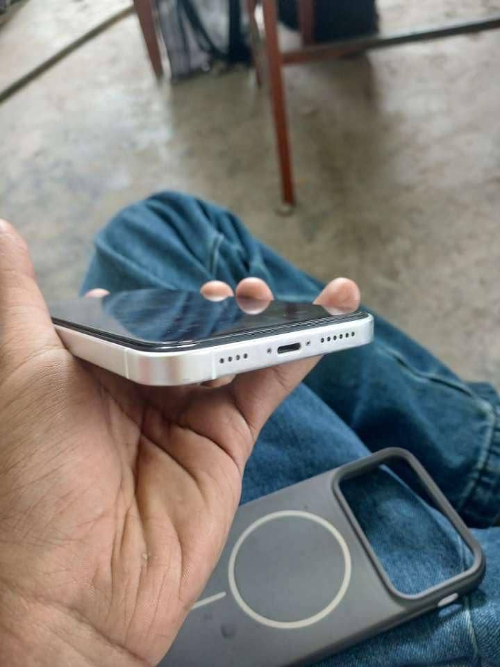 Apple iPhone 11 2