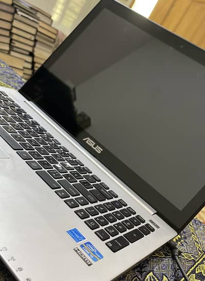 ASUS TOUCHSCREEN LAPTOP FOR SALE