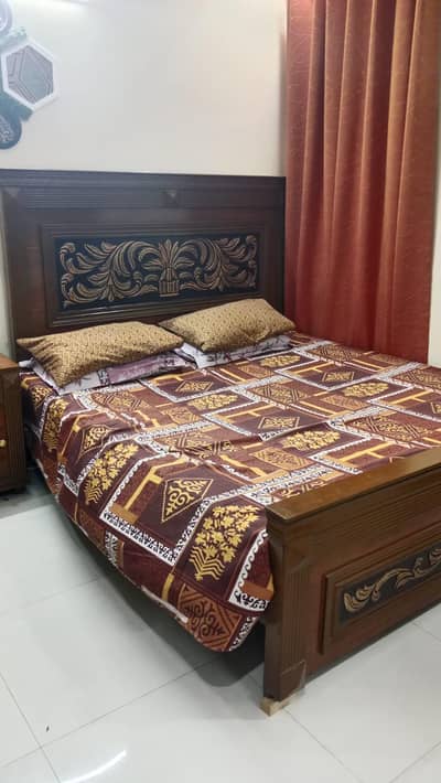 bed set complete condition 9/10 All New just 15 se 20 din use