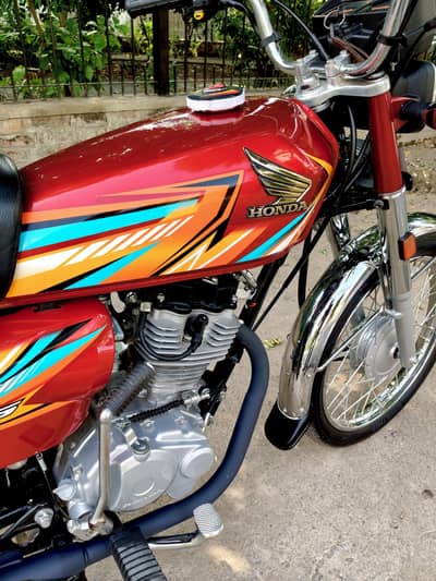 Honda CG 125 2026 Red Febulous Condition Gift For Lover