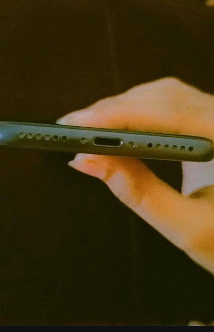 Apple iPhone 8 2