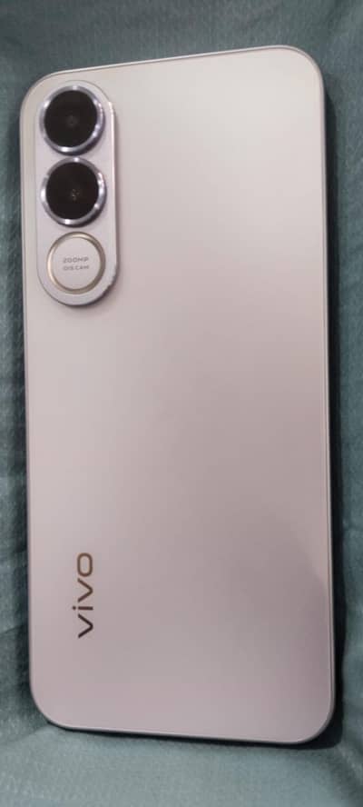 Vivo V70 FE 5G