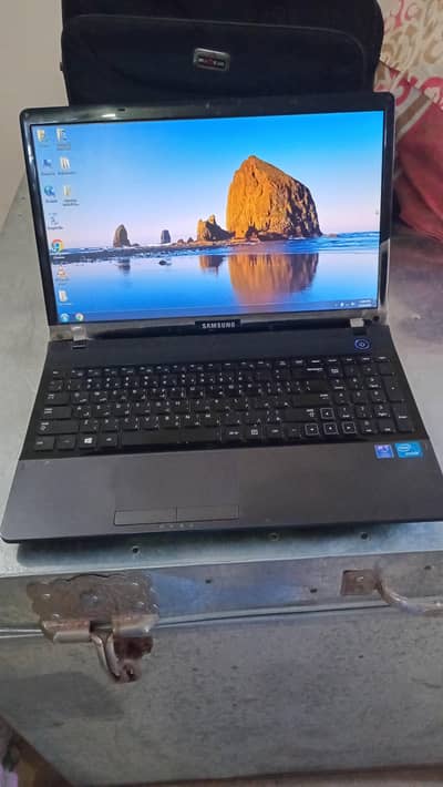 Samsung NP300E5X-A08AE