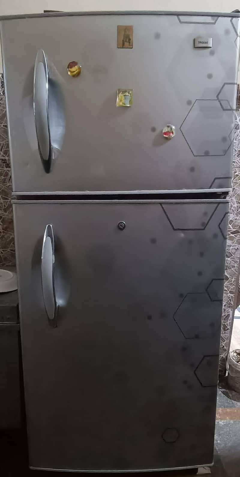 refrigerator 0
