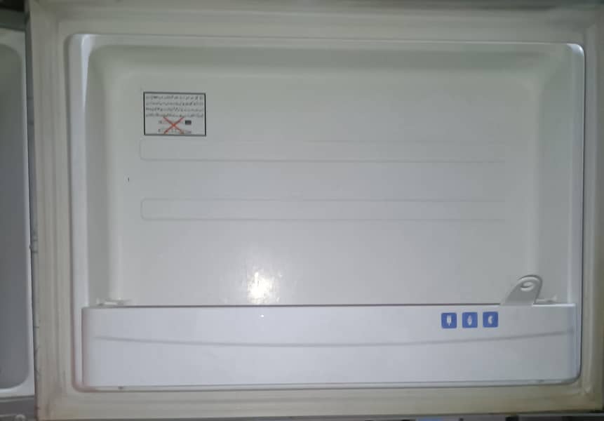 refrigerator 4