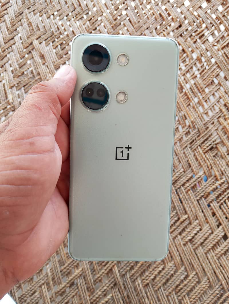 One Plus Ace 2v 6