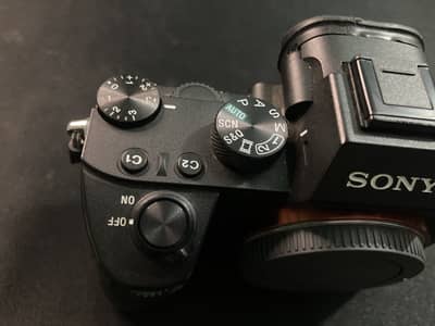 Sony A73 For Sale 9/10 Condition