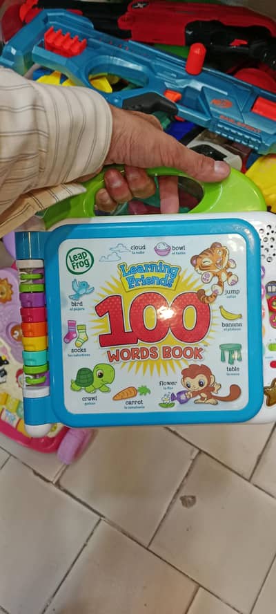 100 words book
