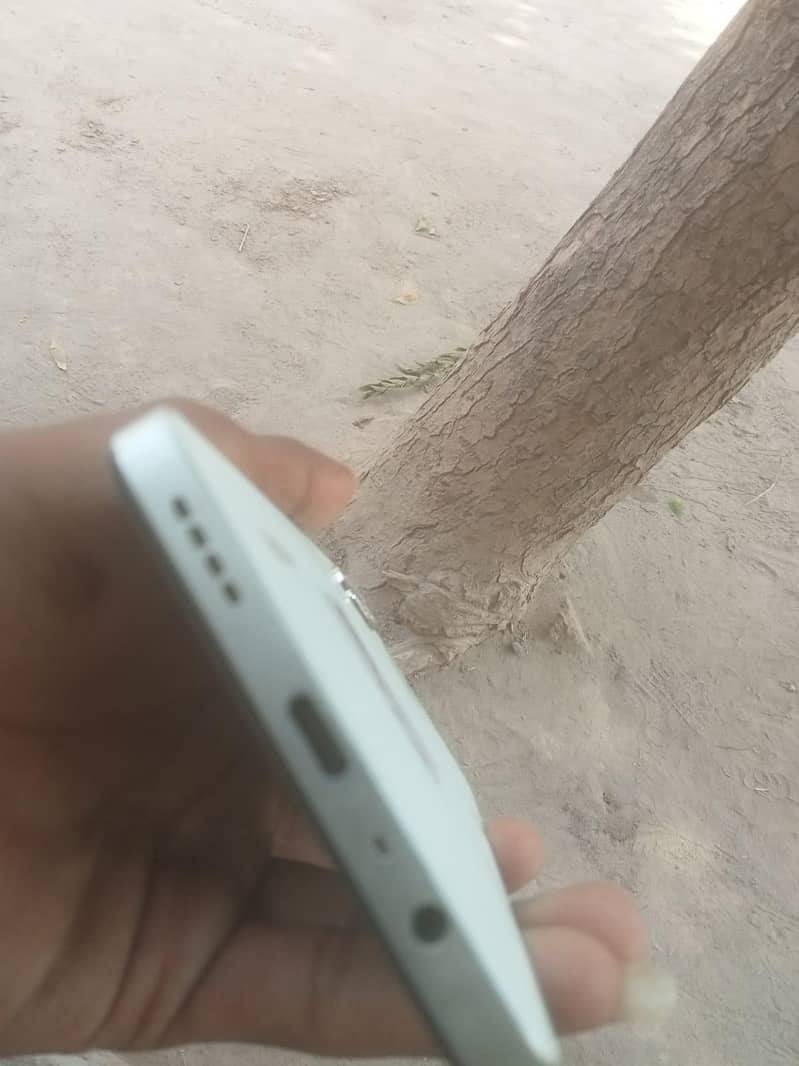 Realme Note 60 2