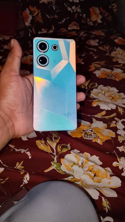 Tecno CAMON 20