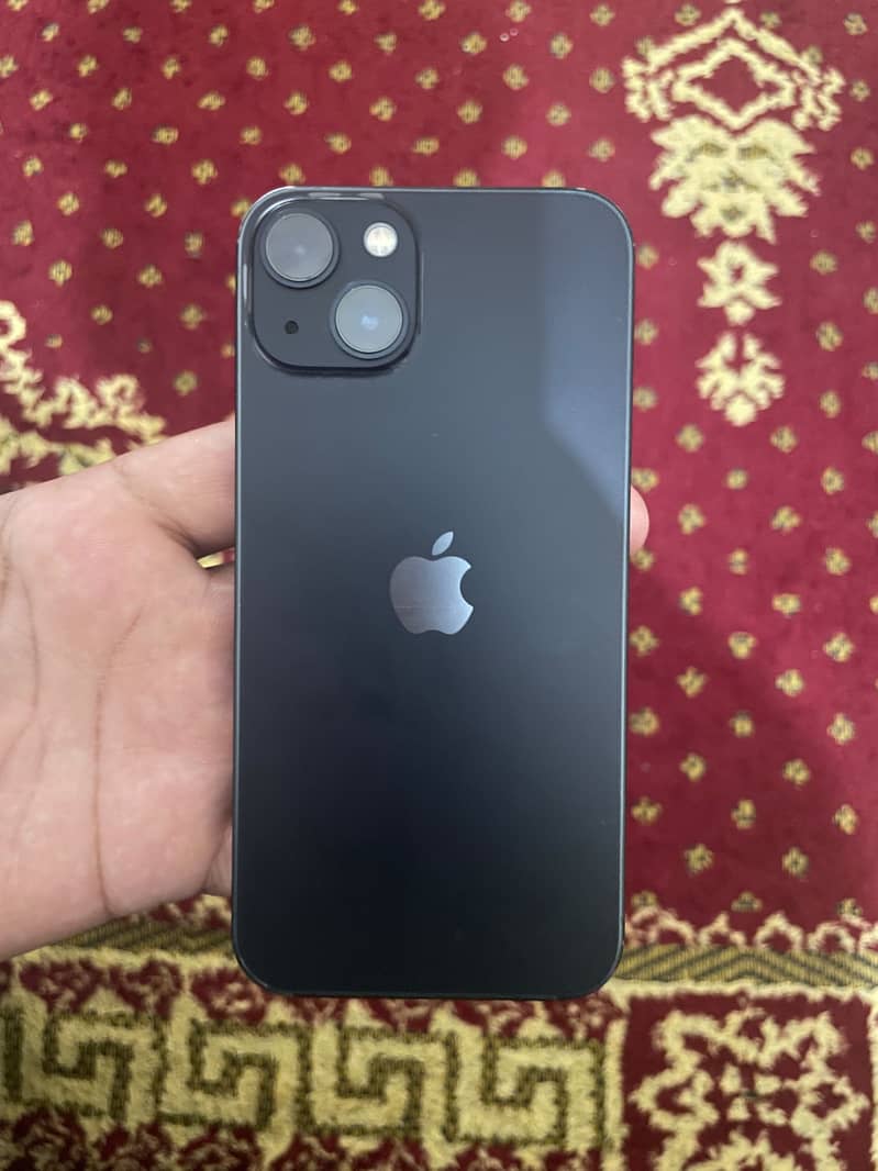 Apple iPhone 13 0