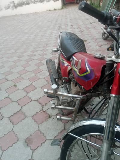 Mera scooter sab sa acha