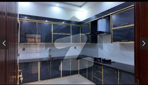 4.5 Marla full house for rent, featuring 4 rooms, 5 bathrooms, water and electricity available. VIP house, peaceful environment, excellent location, ideal for a small family