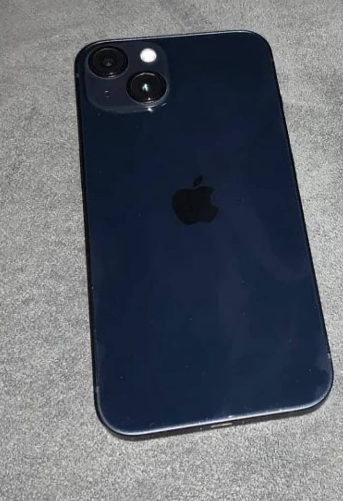 Apple iPhone 13 0