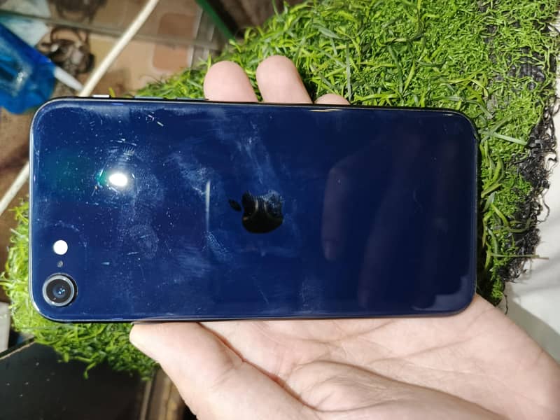 Apple iPhone SE 0