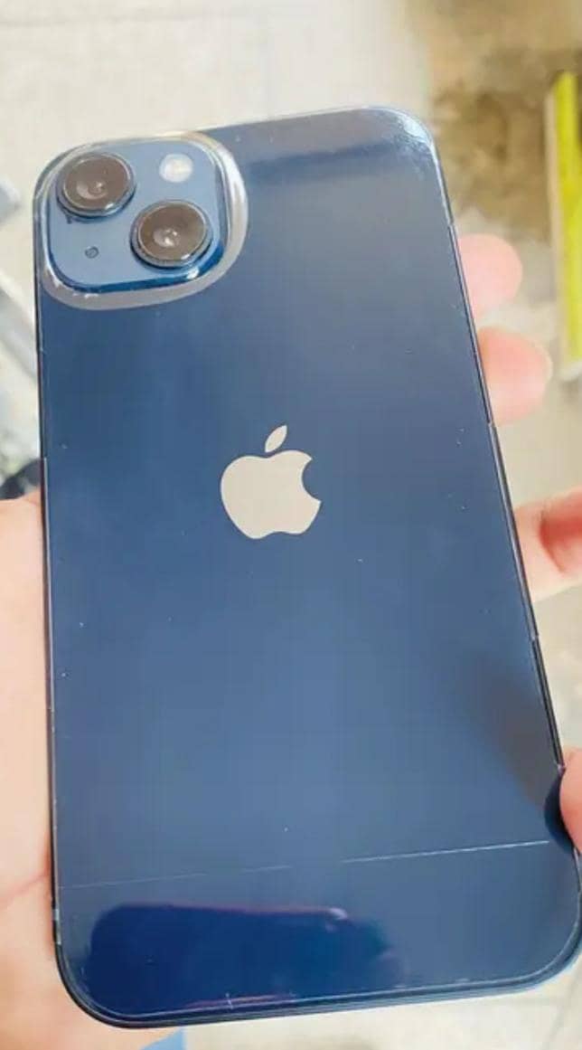 Apple iPhone 13 0