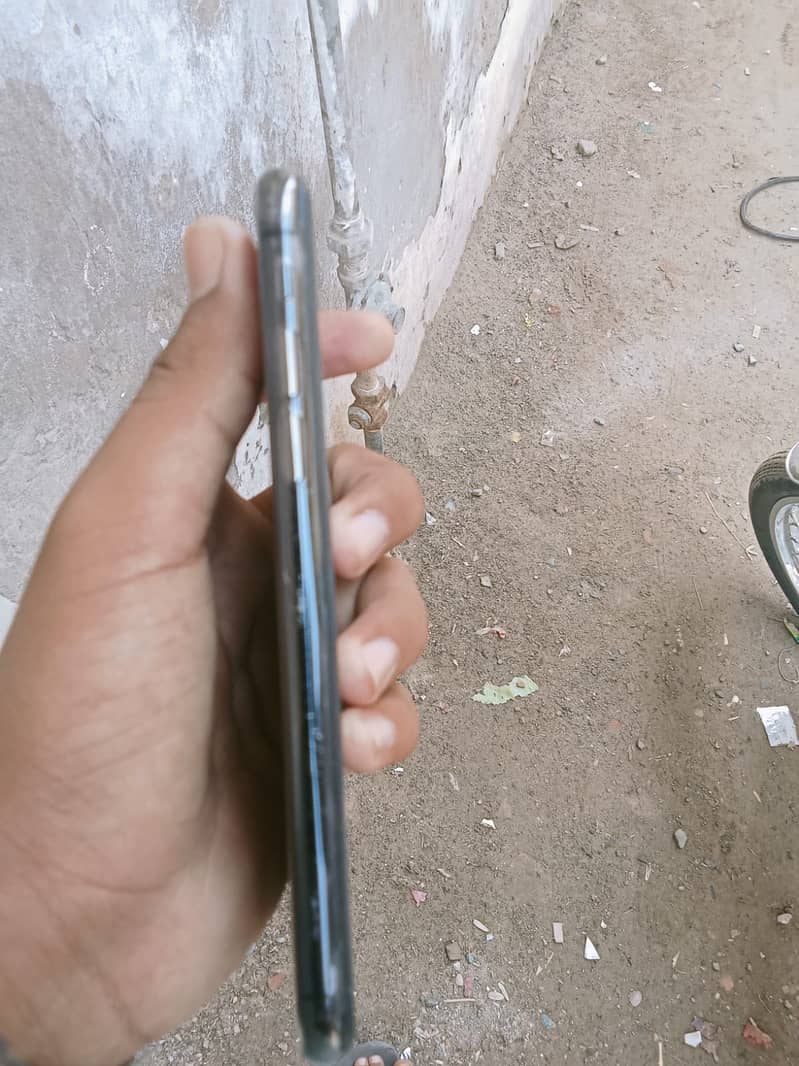 Apple iPhone XS 2