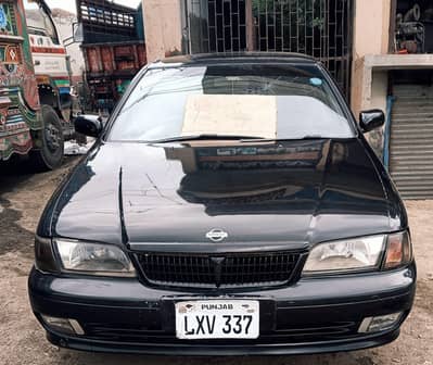 Nissan Sunny 2000