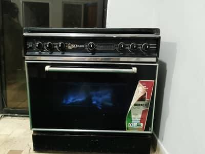 Sky Flame 5 Burner Gas + Electric Oven – Excellent Condition