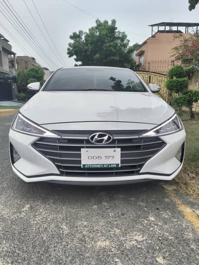 Hyundai Elantra 2024