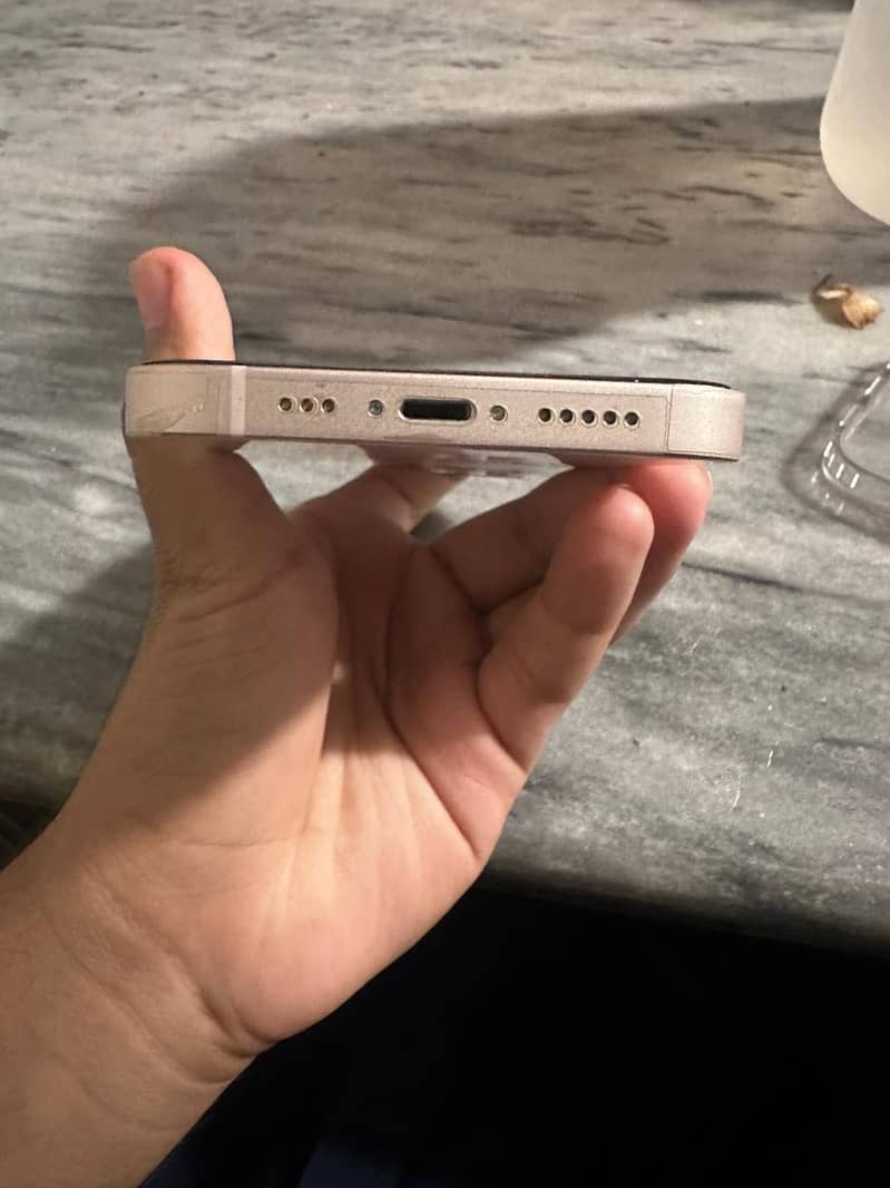 iPhone 13 jv 3