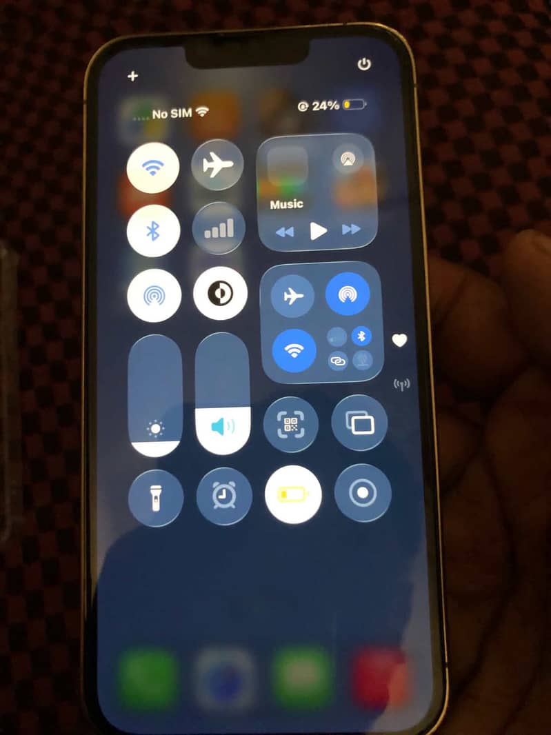Apple iPhone 13 Pro 1