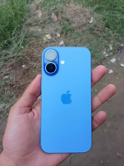 Apple iPhone 16