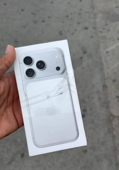 Apple iPhone 17 Pro