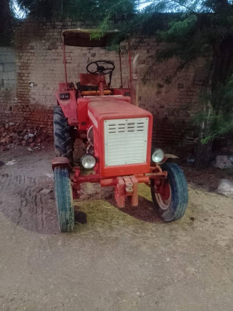 Tractor 0