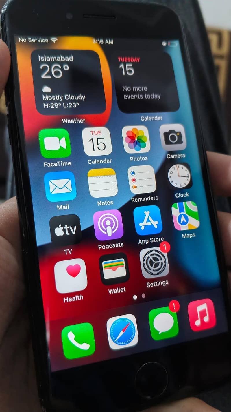 Apple iPhone 7 4