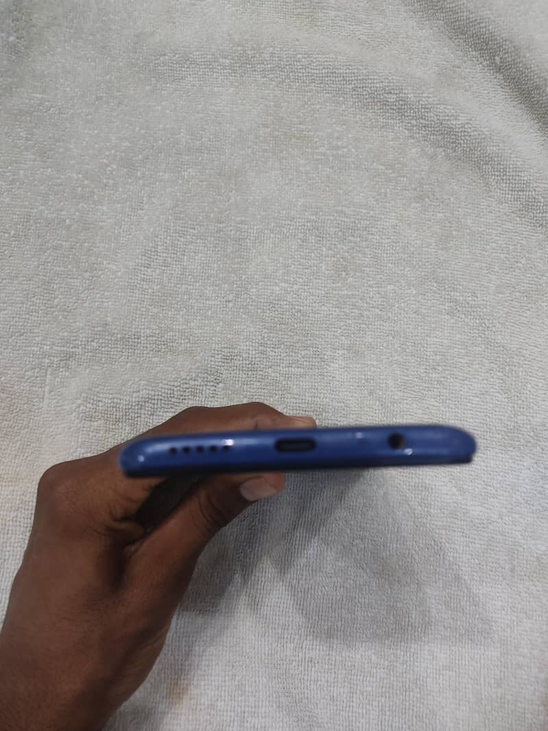 Xiaomi Redmi Note 9 4