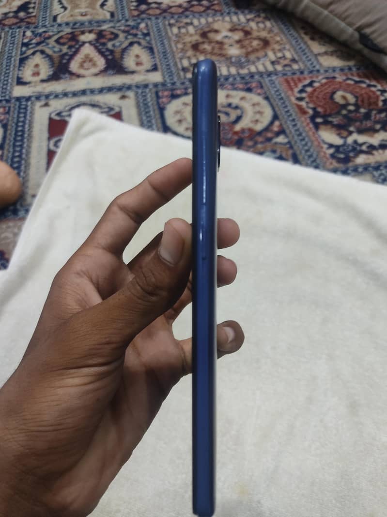 Xiaomi Redmi Note 9 5