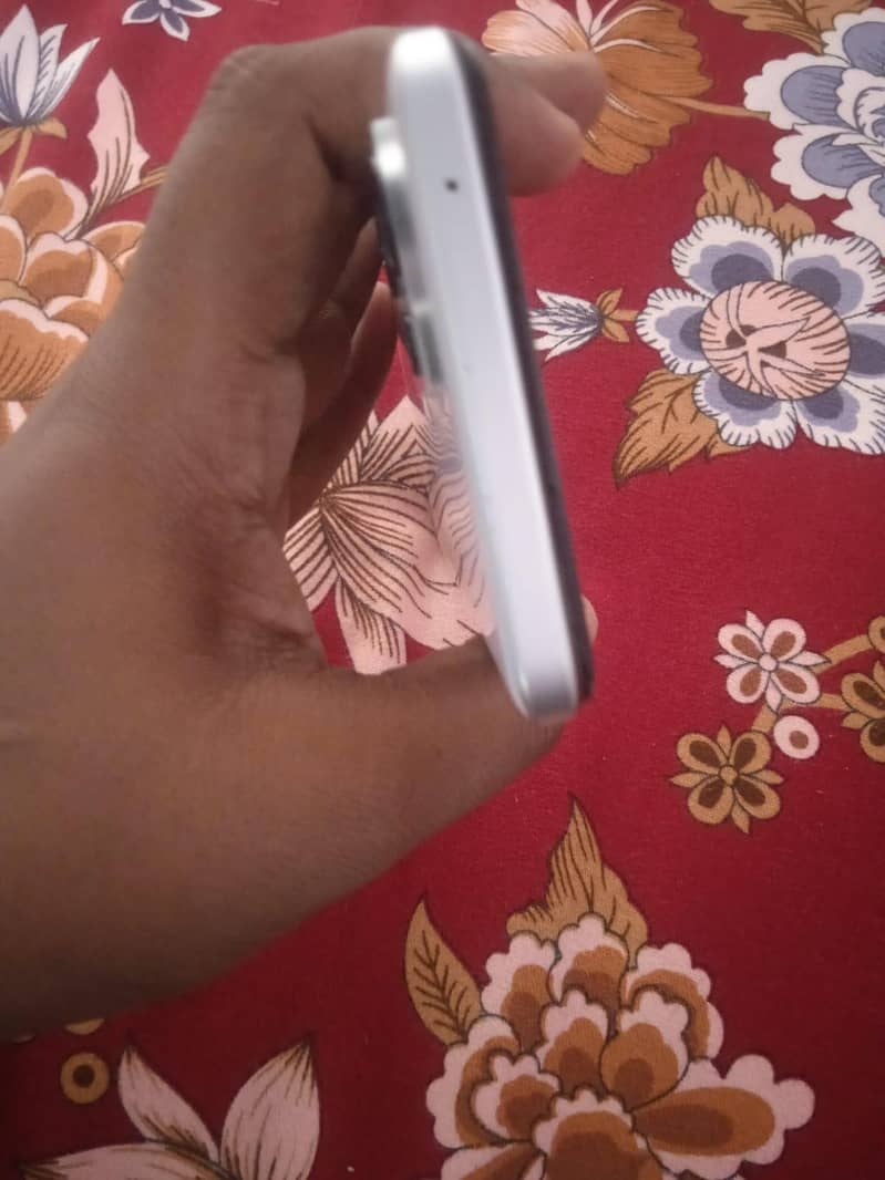 Realme 9 4