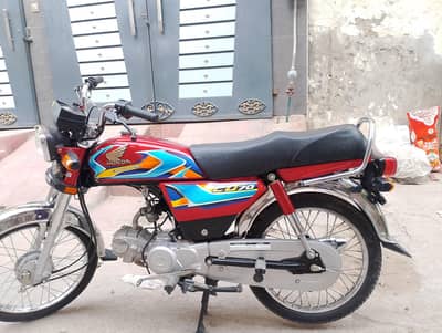 New bike model 25/26 contact me WhatsApp 03007814543